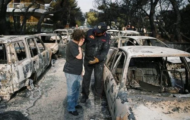 Πώς το Μάτι έγινε παγίδα θανάτου – Ένας οικισμός μέσα στα πεύκα δίχως διεξόδους διαφυγής (εικόνες)